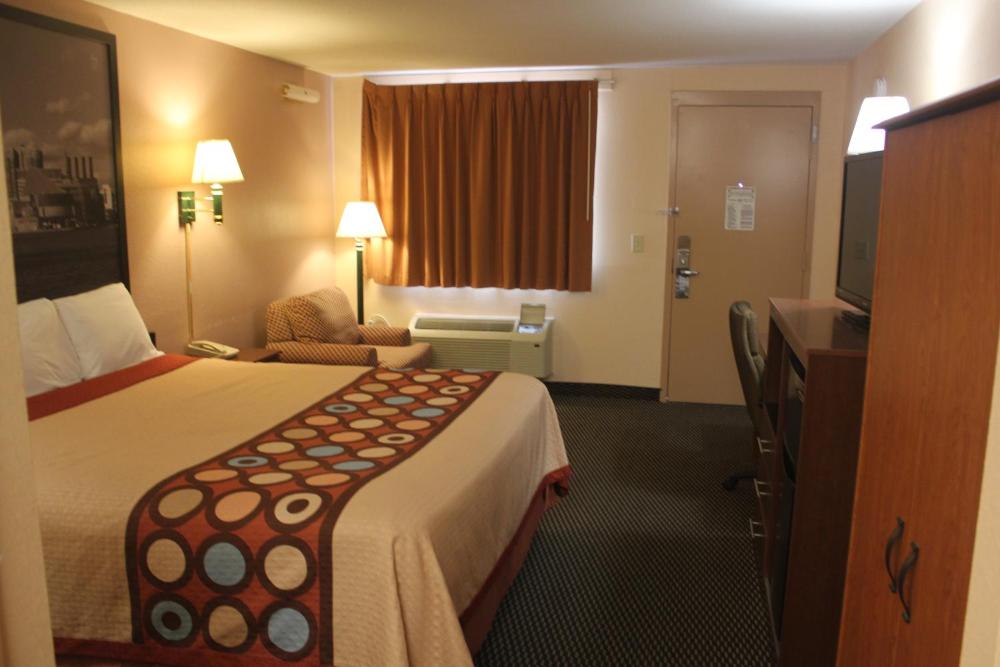 Standard King Room - Smoking interior